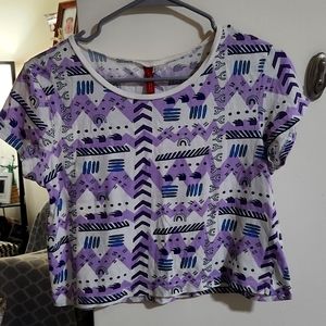 Divided by H&M tribal print purple crop tee size 6